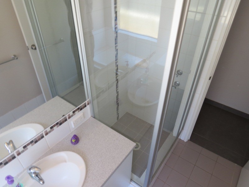 4 Wallingford Crescent, Wellard WA 6170