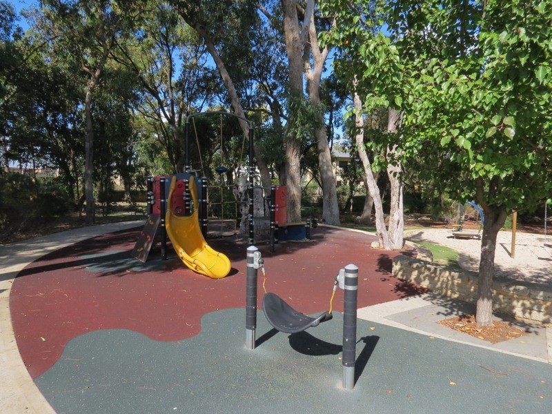 4 Wallingford Crescent, Wellard WA 6170