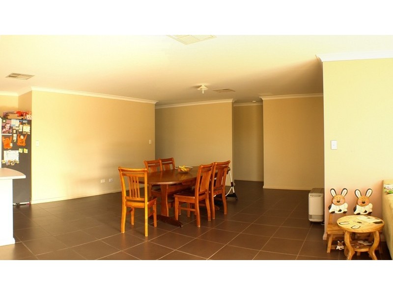 213 Bartram Road, Atwell WA 6164