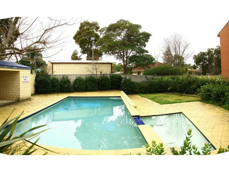 8/26 Morrit Way, Parmelia WA 6167