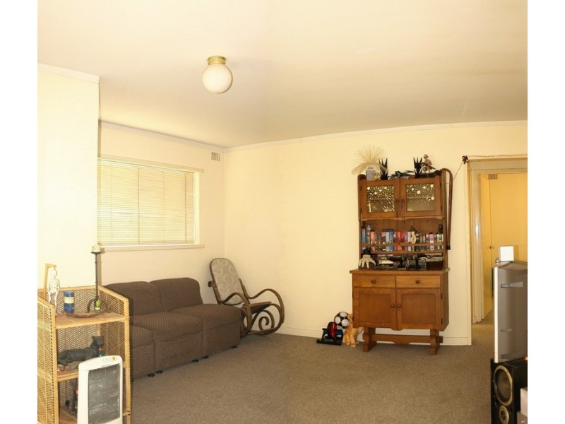 8/26 Morrit Way, Parmelia WA 6167