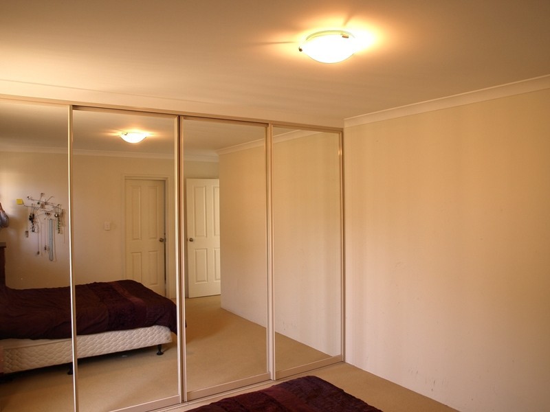 2/35 Barfield Road, Hammond Park WA 6164