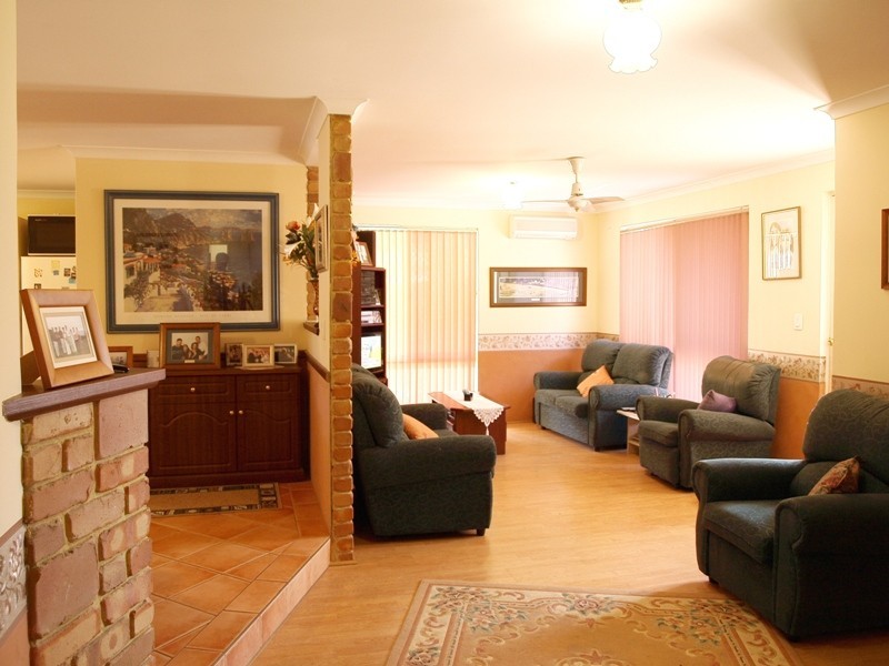 19 Bodella Gardens, Atwell WA 6164