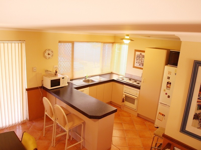 19 Bodella Gardens, Atwell WA 6164