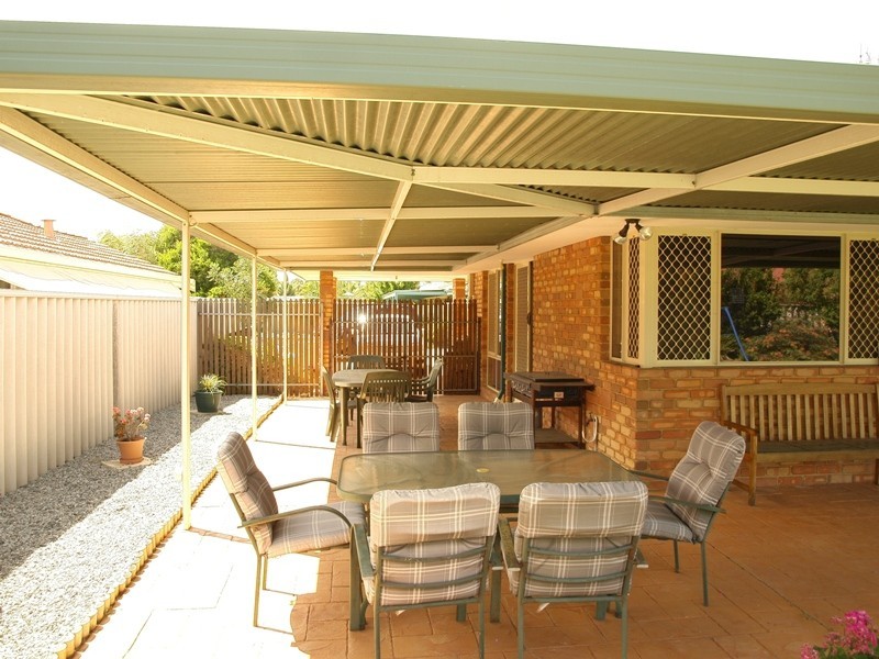 19 Bodella Gardens, Atwell WA 6164