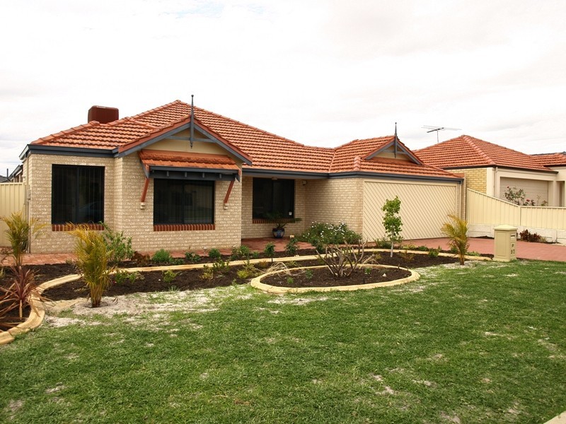 97 Shreeve Road, Canning Vale WA 6155