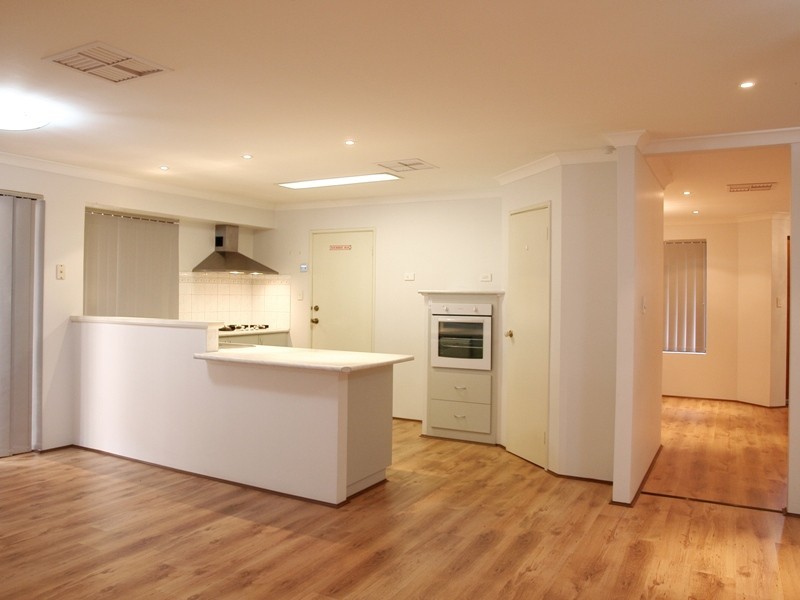 97 Shreeve Road, Canning Vale WA 6155