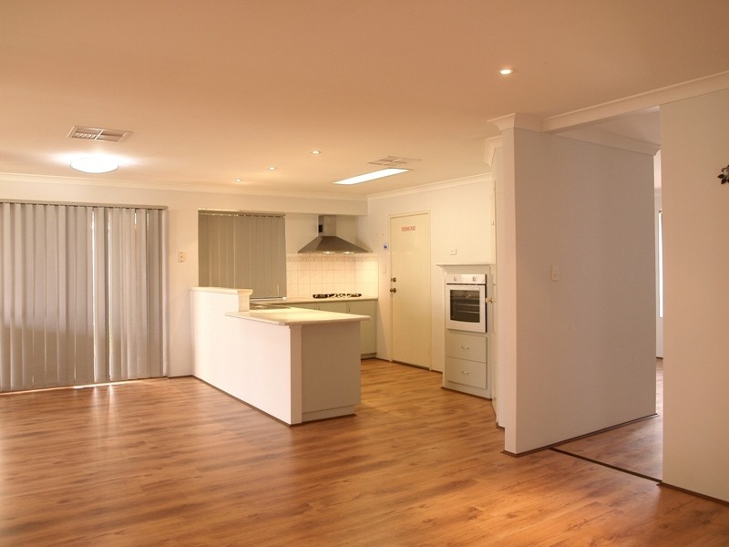 97 Shreeve Road, Canning Vale WA 6155