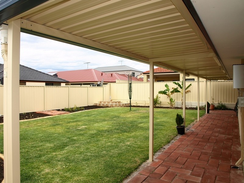 97 Shreeve Road, Canning Vale WA 6155