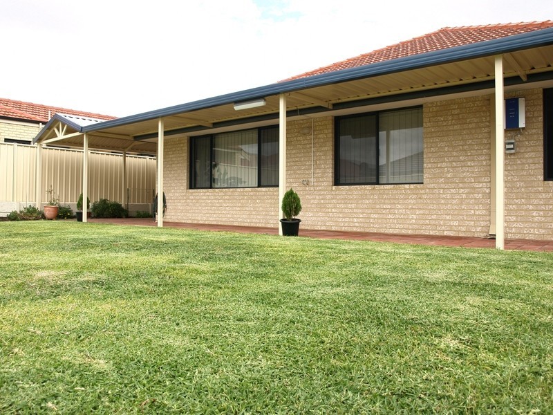 97 Shreeve Road, Canning Vale WA 6155