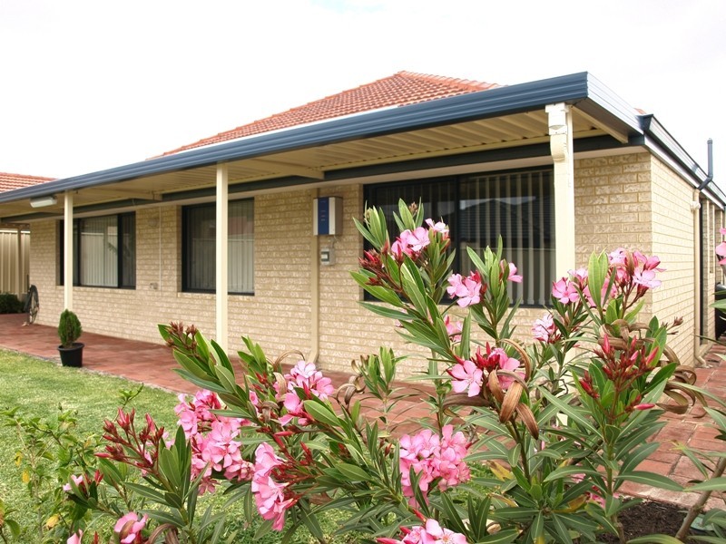 97 Shreeve Road, Canning Vale WA 6155