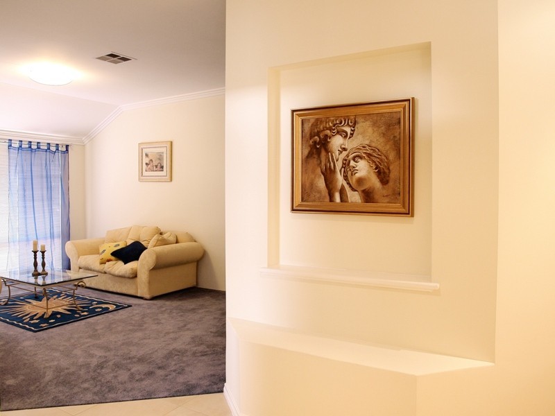 11 Araluen Bend, Aubin Grove WA 6164