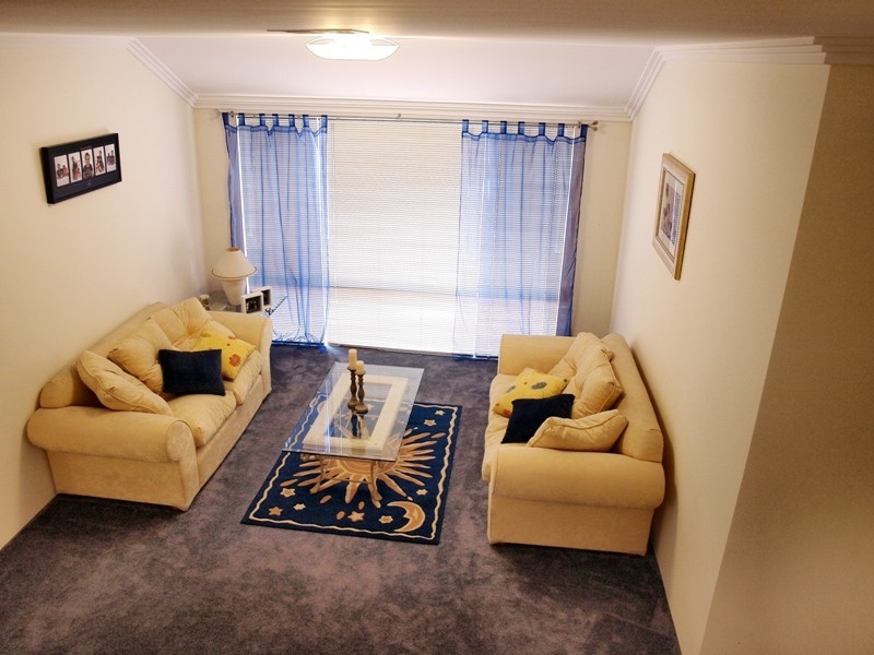 11 Araluen Bend, Aubin Grove WA 6164