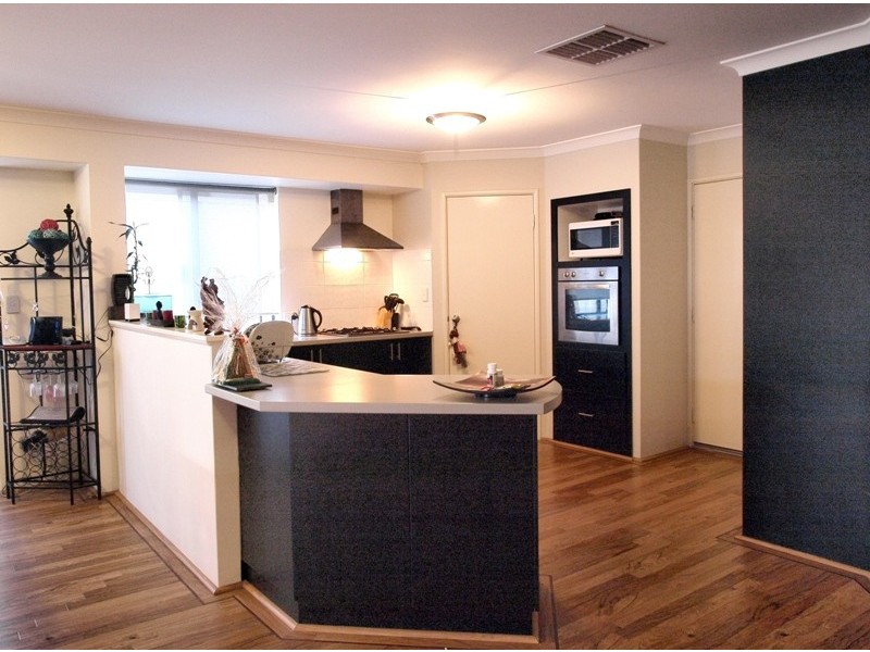 11 Zodiac Loop, Atwell WA 6164