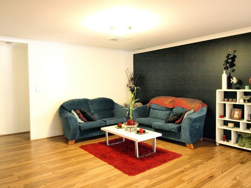 11 Zodiac Loop, Atwell WA 6164