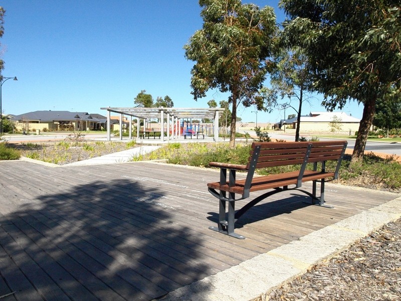 11 Zodiac Loop, Atwell WA 6164