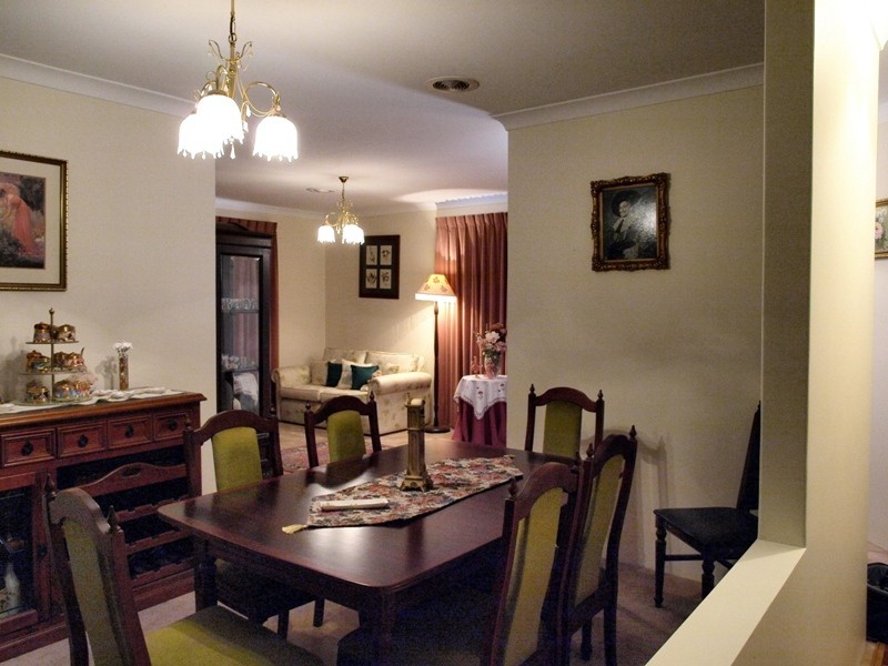 12 Marich Cove, Atwell WA 6164