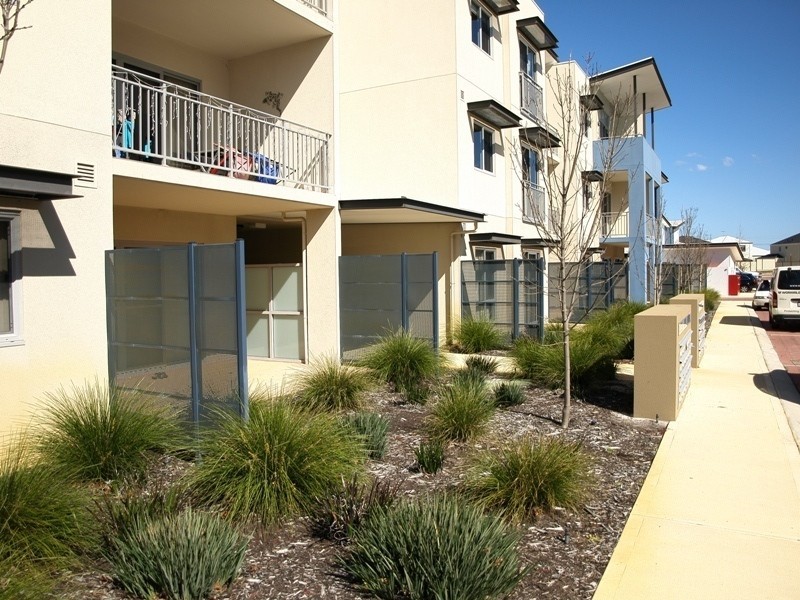 24/6 Ibera Way, Success WA 6164