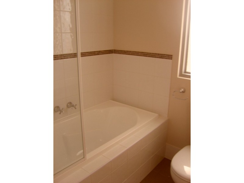 24/6 Ibera Way, Success WA 6164