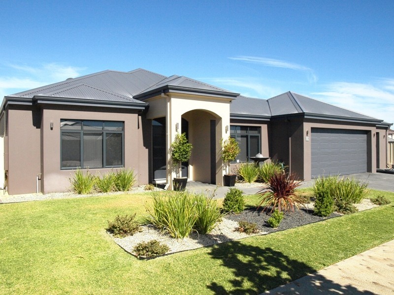 18 Giverny Gardens, Aubin Grove WA 6164