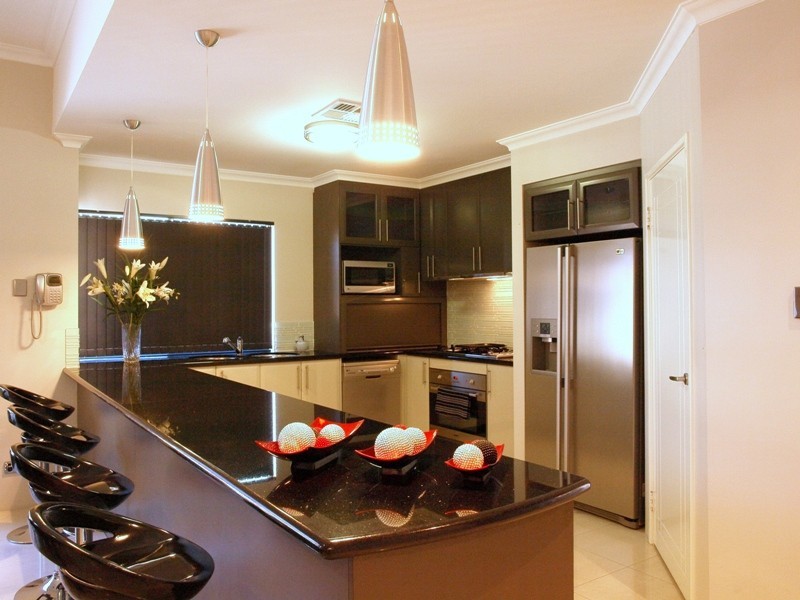 18 Giverny Gardens, Aubin Grove WA 6164