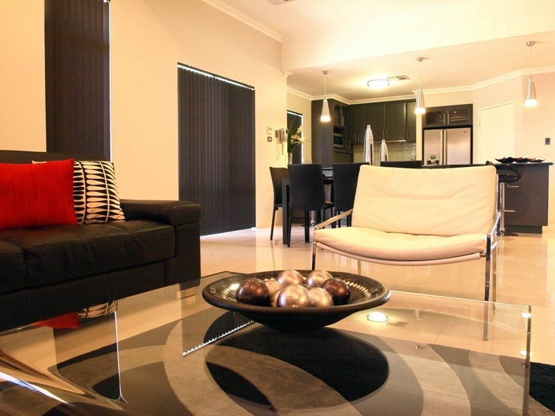 18 Giverny Gardens, Aubin Grove WA 6164