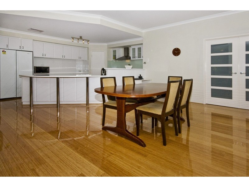 5 Wisely Court, Aubin Grove WA 6164