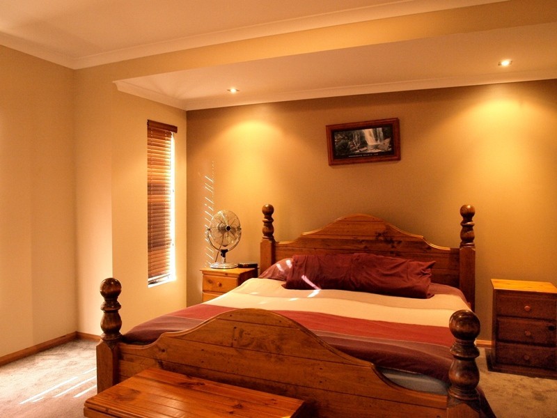 4 Aurora Drive, Atwell WA 6164