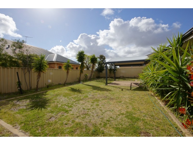 4 Aurora Drive, Atwell WA 6164