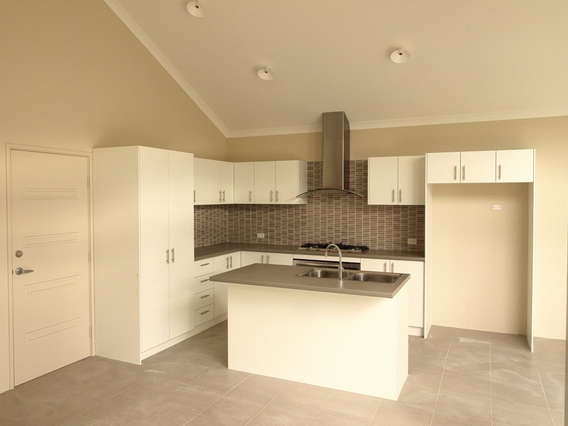 9 Teocote Crescent, Aubin Grove WA 6164