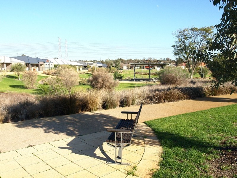 9 Teocote Crescent, Aubin Grove WA 6164