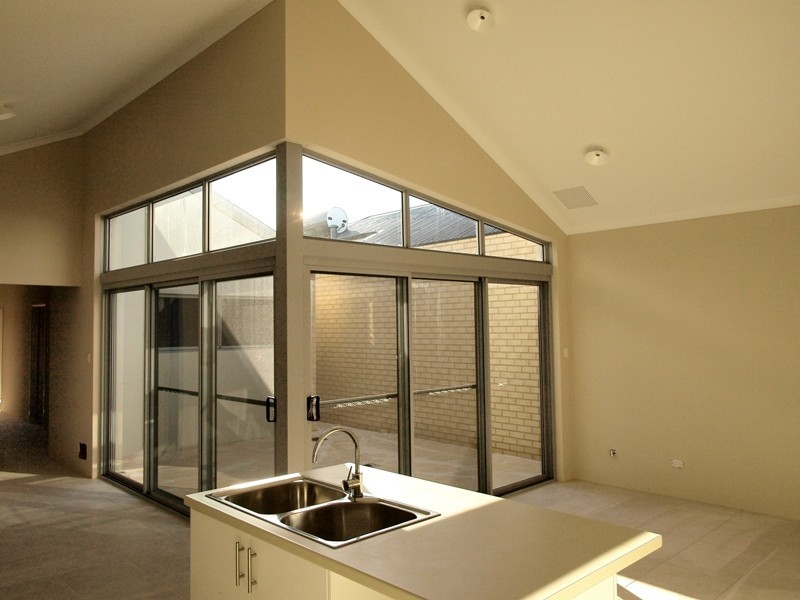 9A Teocote Crescent, Aubin Grove WA 6164