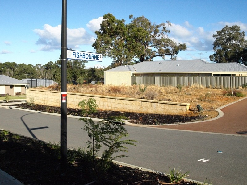 7 Petersfield Lane, Wellard WA 6170