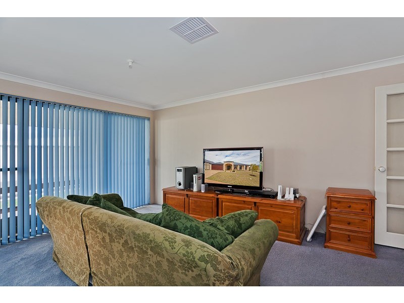 7 Aristata Parade, Aubin Grove WA 6164