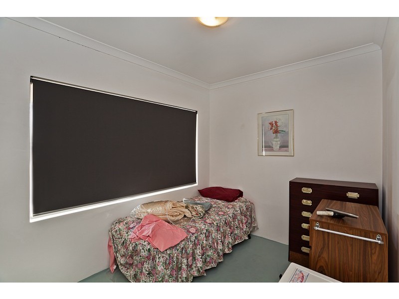 18 Kelang Road, Wattle Grove WA 6107