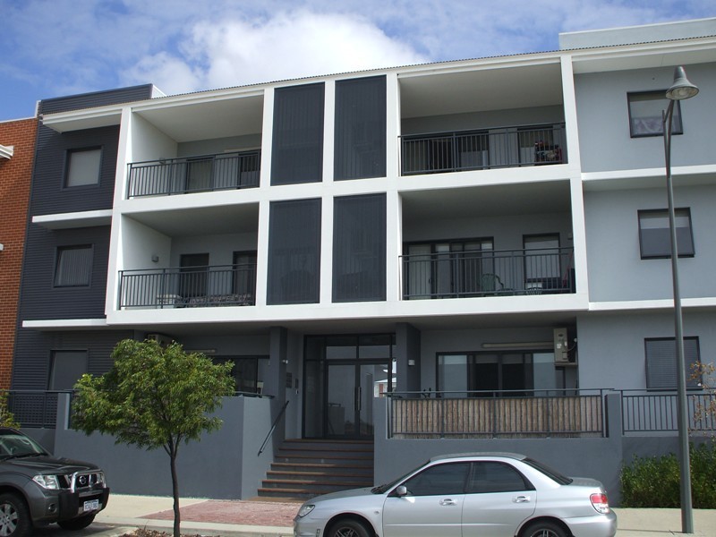 34/2 stockton, Cockburn Central WA 6164