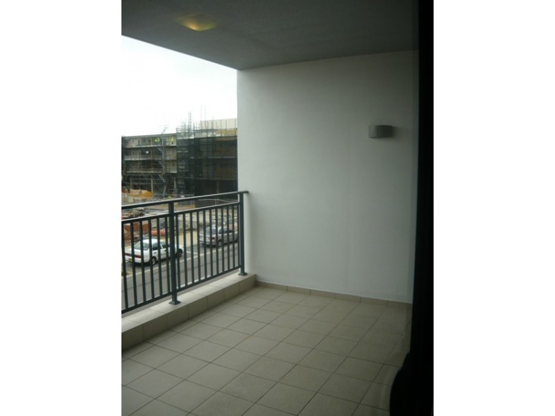 34/2 stockton, Cockburn Central WA 6164