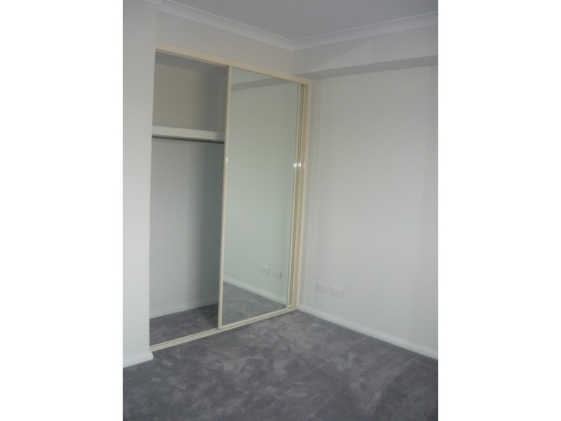 34/2 stockton, Cockburn Central WA 6164