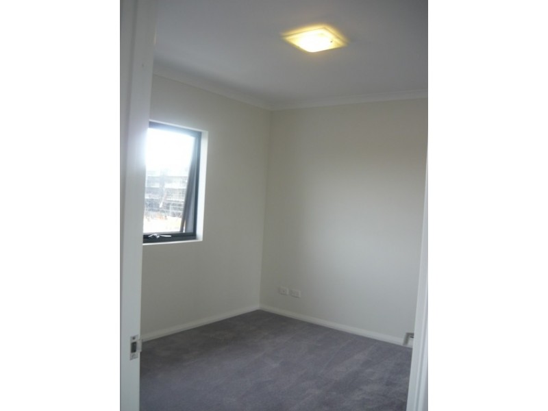 34/2 stockton, Cockburn Central WA 6164