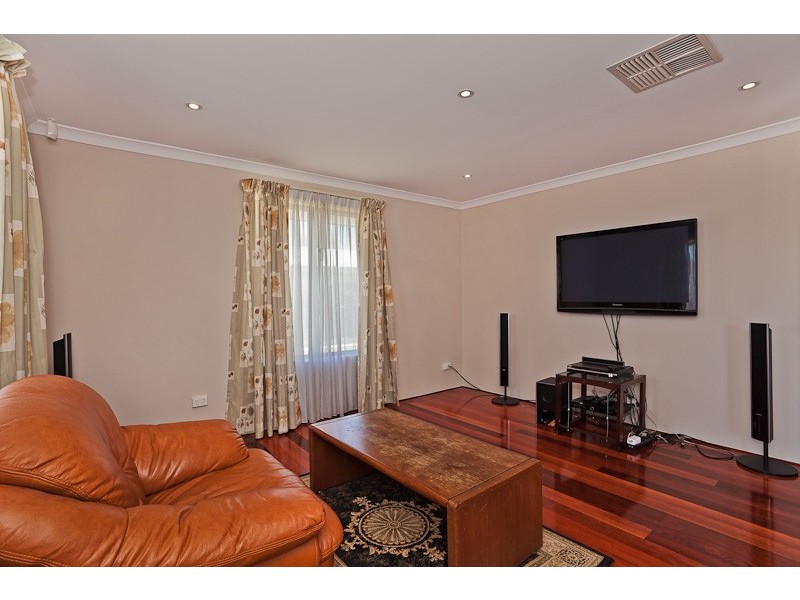 1 Wimbledon Street, Bertram WA 6167