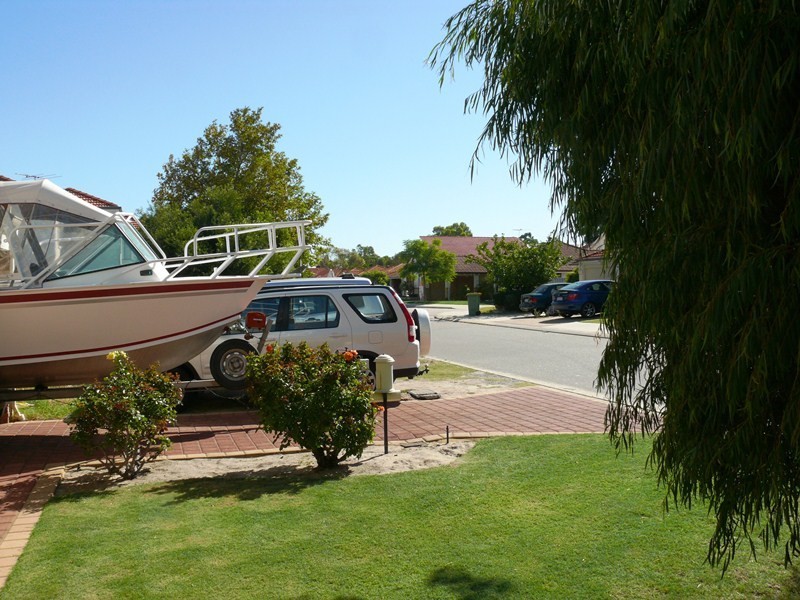 17 Gochean Avenue, Bentley WA 6102