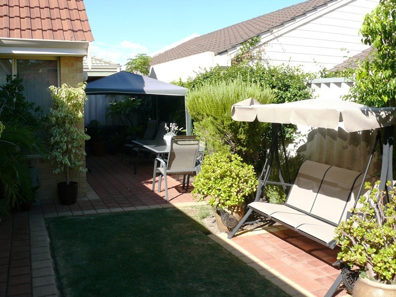 17 Gochean Avenue, Bentley WA 6102