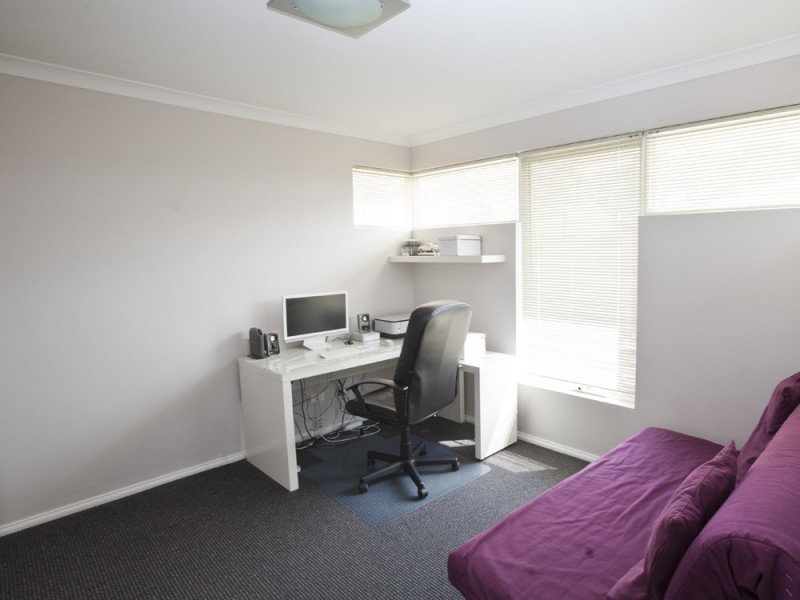 9 Aromatic Crescent, Atwell WA 6164