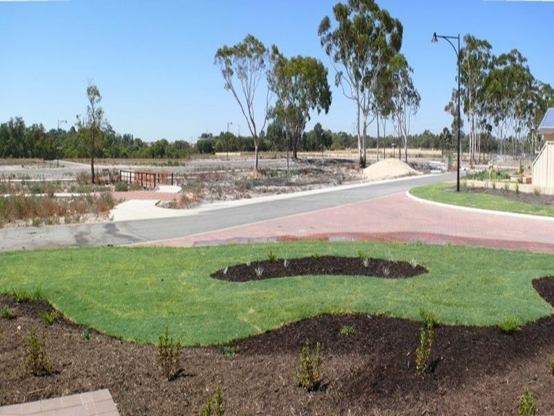 9 Mala Way, Success WA 6164
