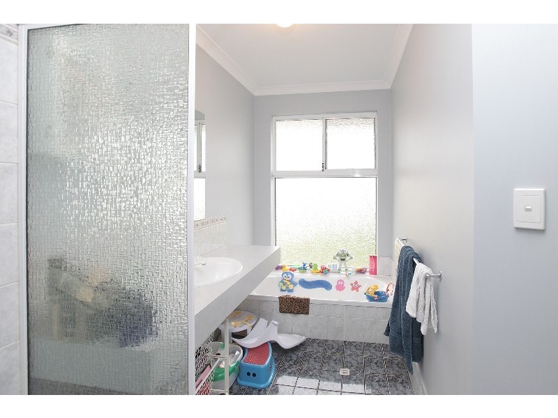 140 Dalrymple Drive, Leda WA 6170