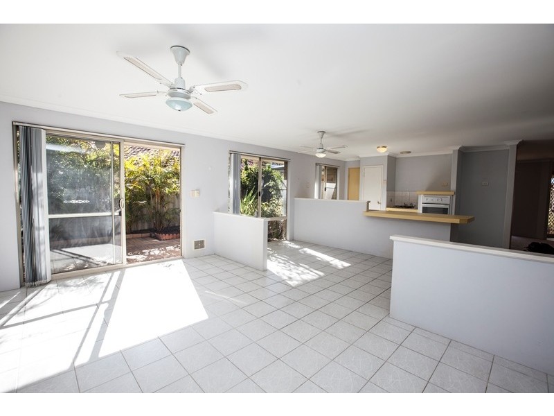 22 Marich Cove, Atwell WA 6164