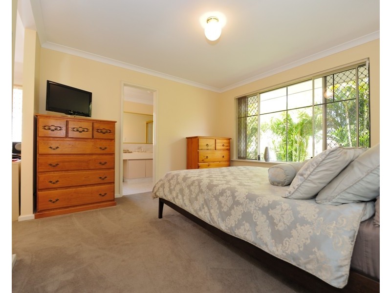 13 Tourner Retreat, Atwell WA 6164