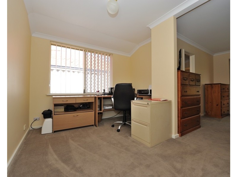 13 Tourner Retreat, Atwell WA 6164