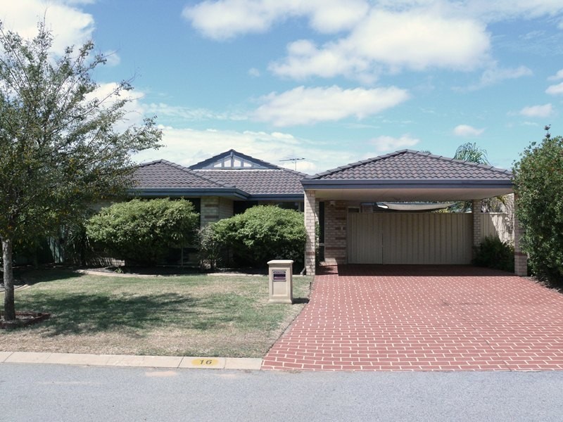 16 Tozer Loop, Atwell WA 6164