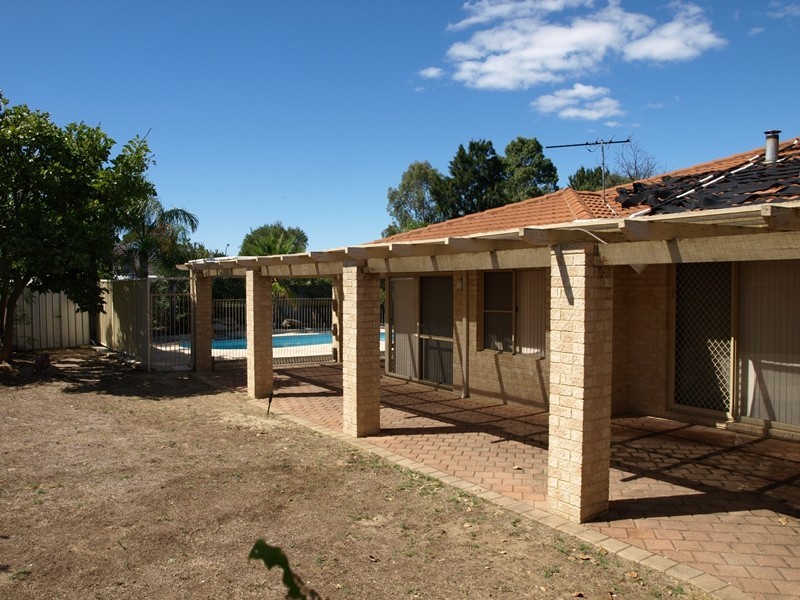 2 Chase Mews, Atwell WA 6164